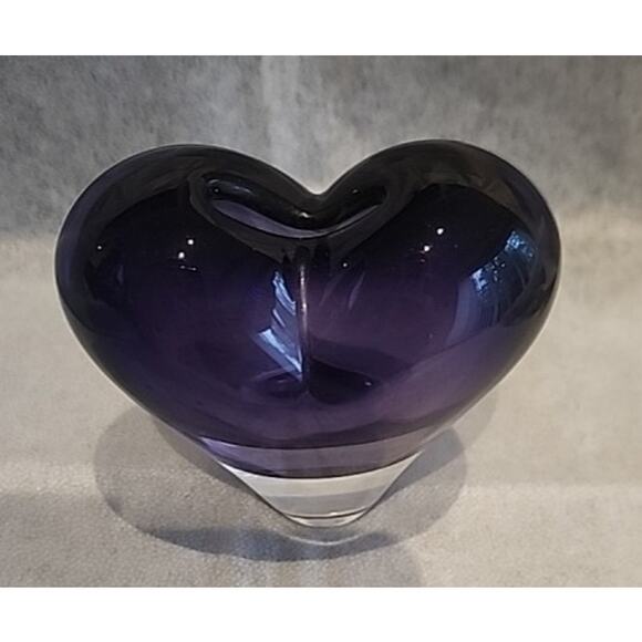 Rosenthal Purple Amethyst Art Glass Heart Bud Vase Paperweight 4” x 4” - Picture 2 of 10